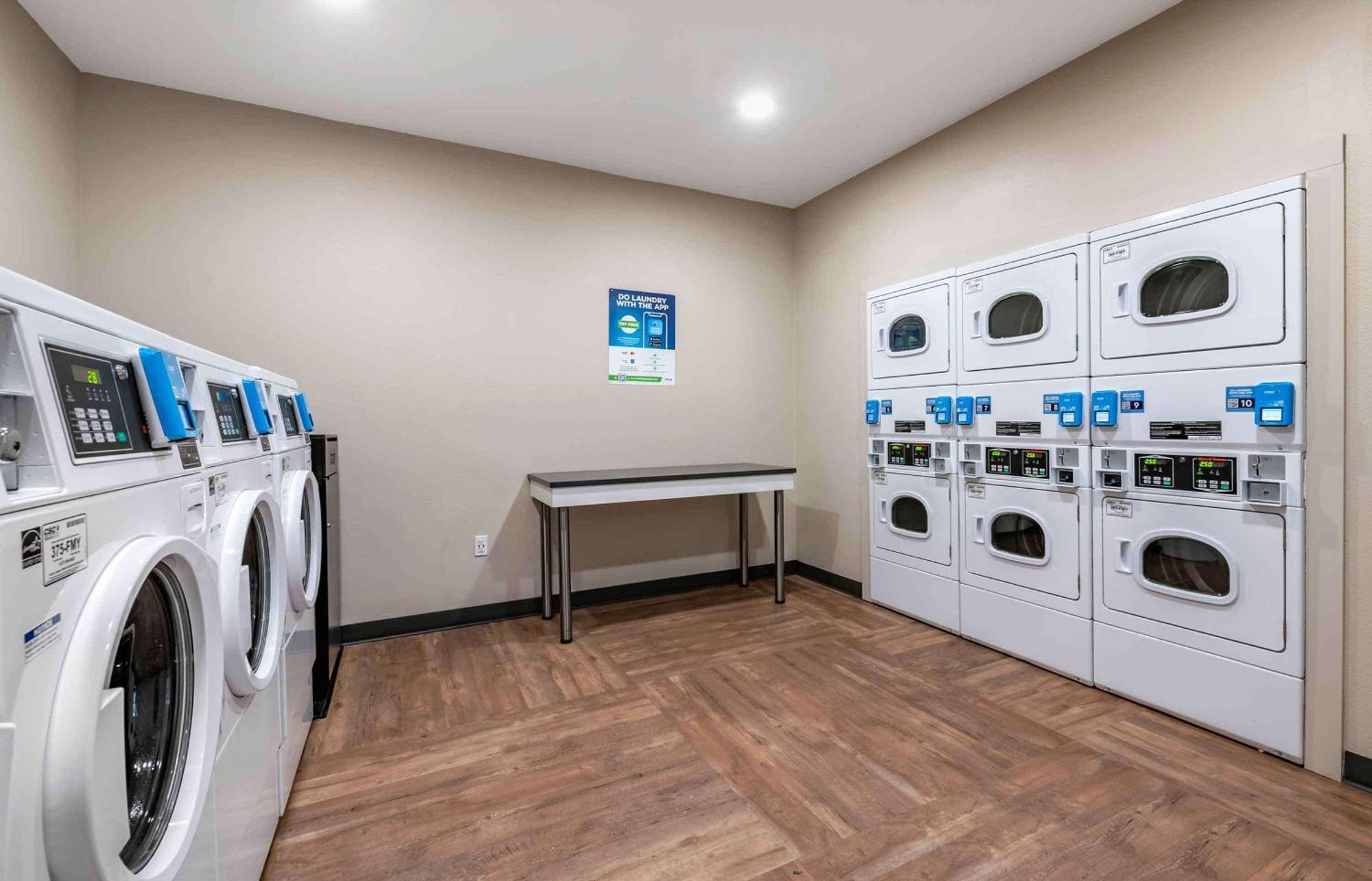 Extended Stay America Premier Suites - Tampa - Fairgrounds - Casino Ngoại thất bức ảnh