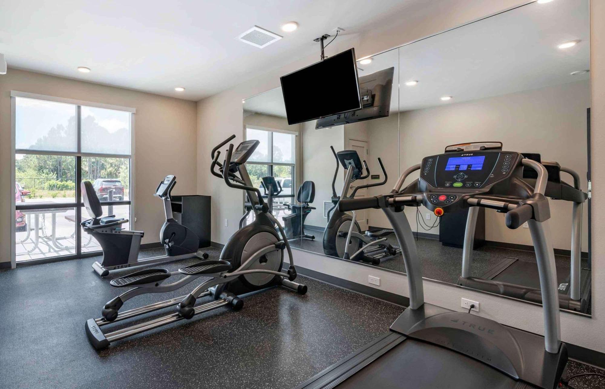 Extended Stay America Premier Suites - Tampa - Fairgrounds - Casino Ngoại thất bức ảnh