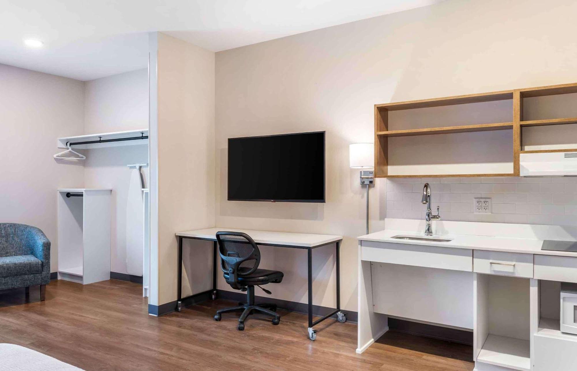 Extended Stay America Premier Suites - Tampa - Fairgrounds - Casino Ngoại thất bức ảnh